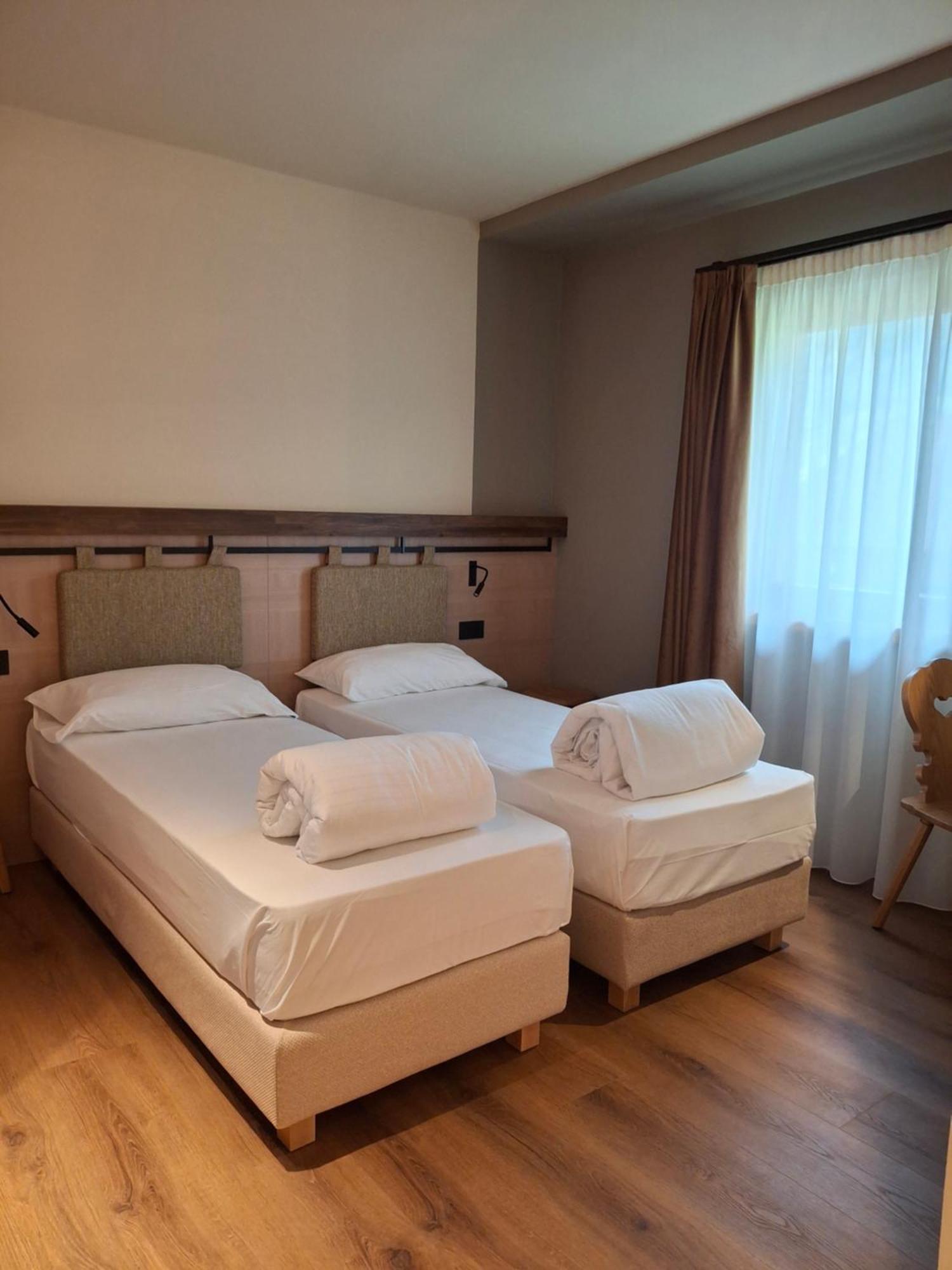 Hotel Dolomiti Saone Tione di Trento Eksteriør bilde